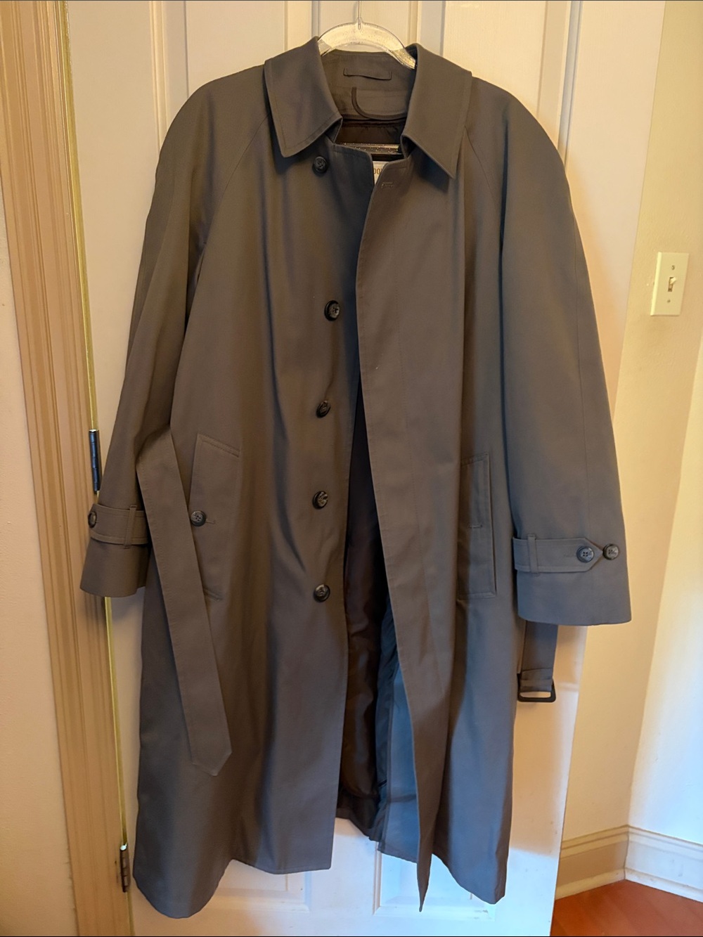 London Fog Gray Men's Trench Coat, it is taupe/brown gray